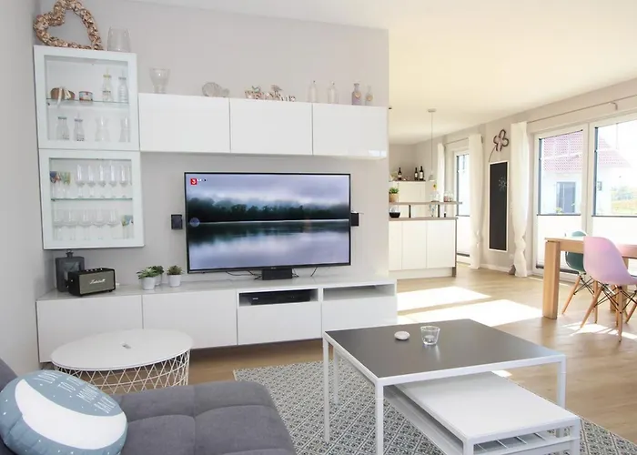 Fine Holiday home Gross Schwansee