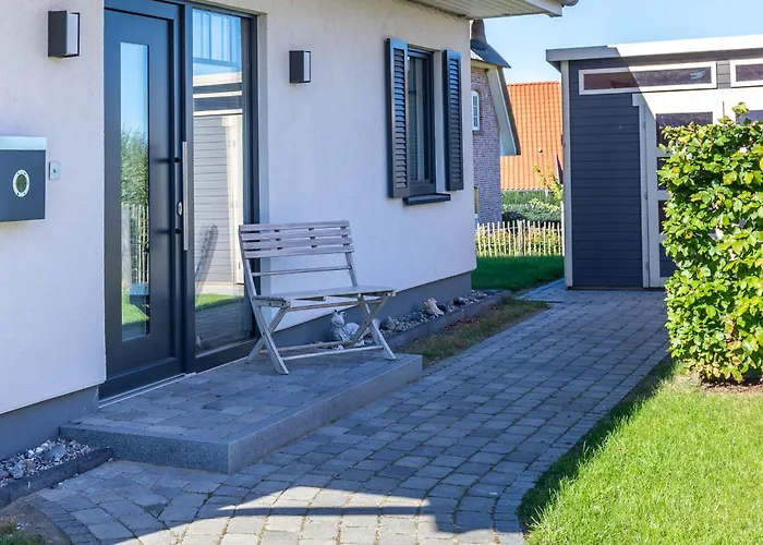 Fine Holiday home Gross Schwansee